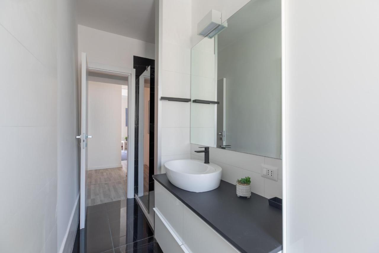 Iflat Trastevere Industrial Apartment Rome Bagian luar foto