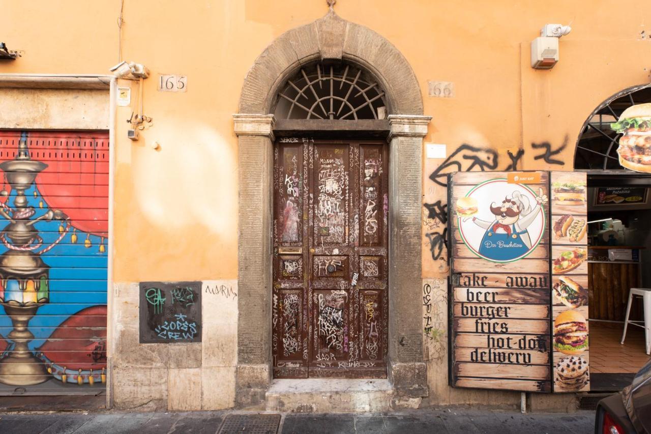 Iflat Trastevere Industrial Apartment Rome Bagian luar foto